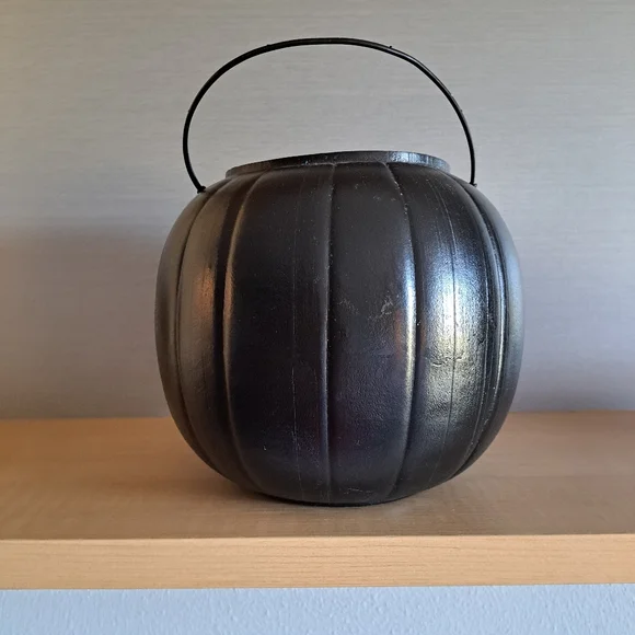 Vintage Black/Orange Pumpkin HALLOWEEN BUCKET - Picture 4 of 11